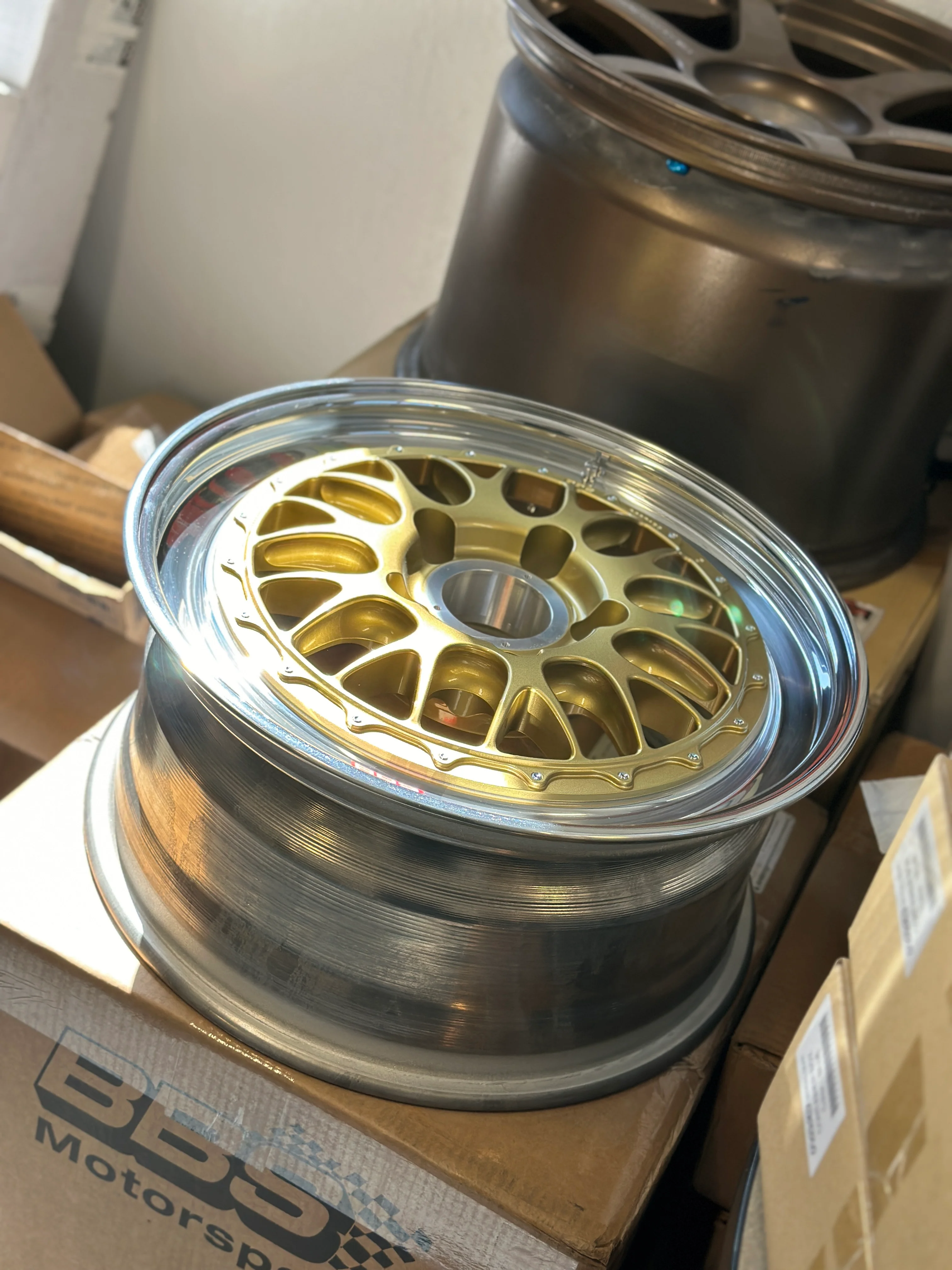 BBS E87 - 17" (Porsche 964 Narrowbody Fitment) *Set of 4* - Image 3