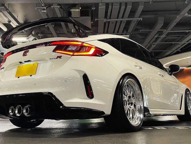 BBS LM-R - 19x9.5 / +35 / 5x120 *Set of 4* - Image 4