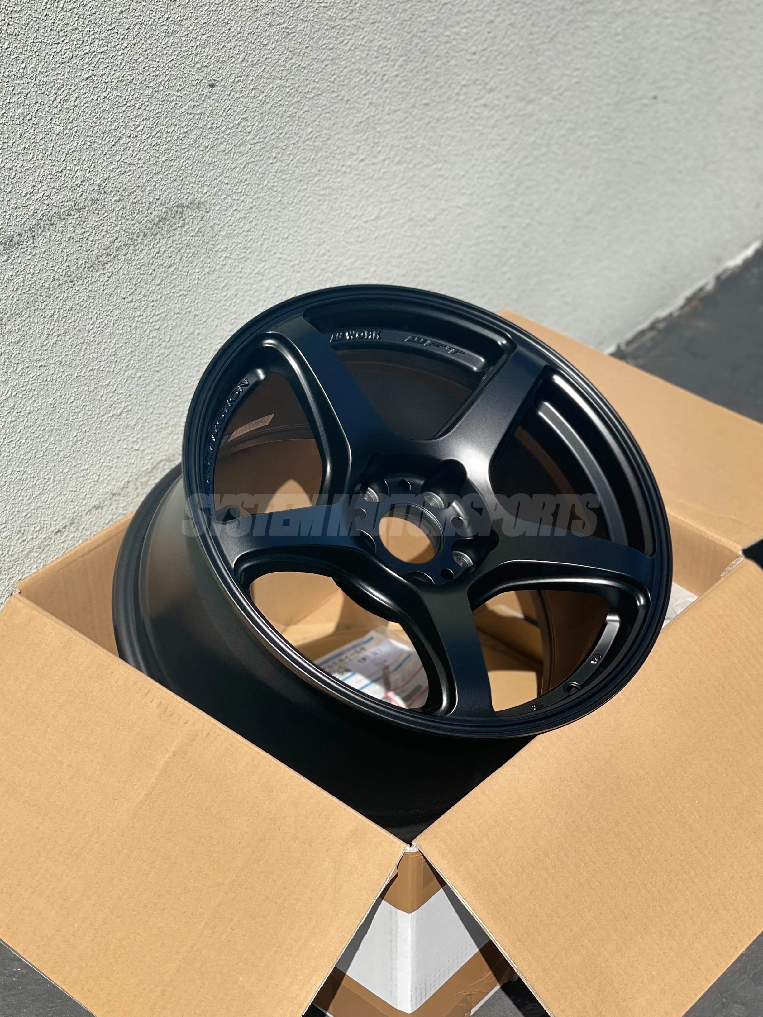 Work Emotion T5R - 17x9 / +22 / 5x114.3 - Matte Graphite *Set of 4* - Image 2